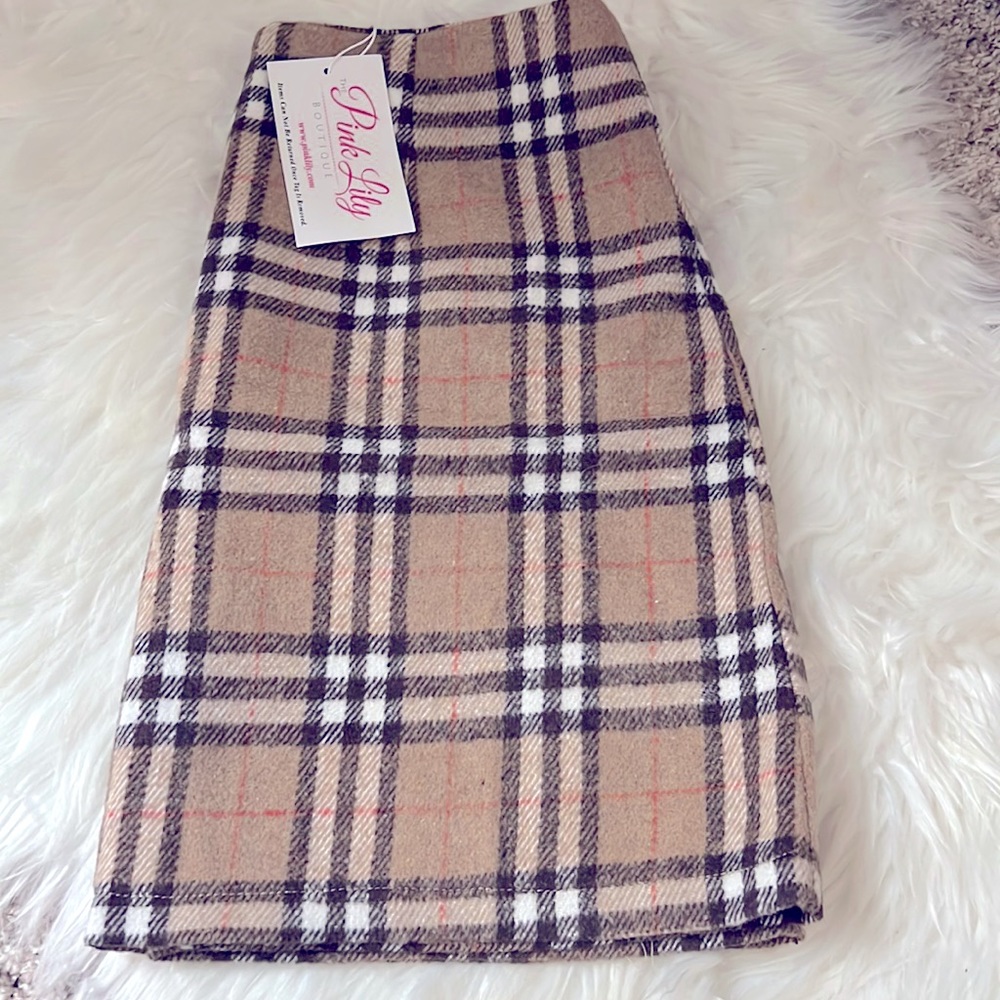 NWT plaid skirt